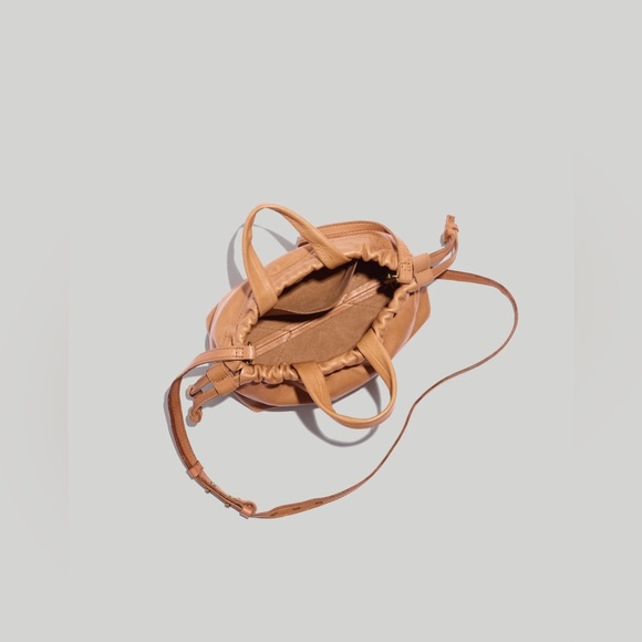 Madewell The Piazza Mini Crossbody Bag- Timber Beam - Picture 2 of 12